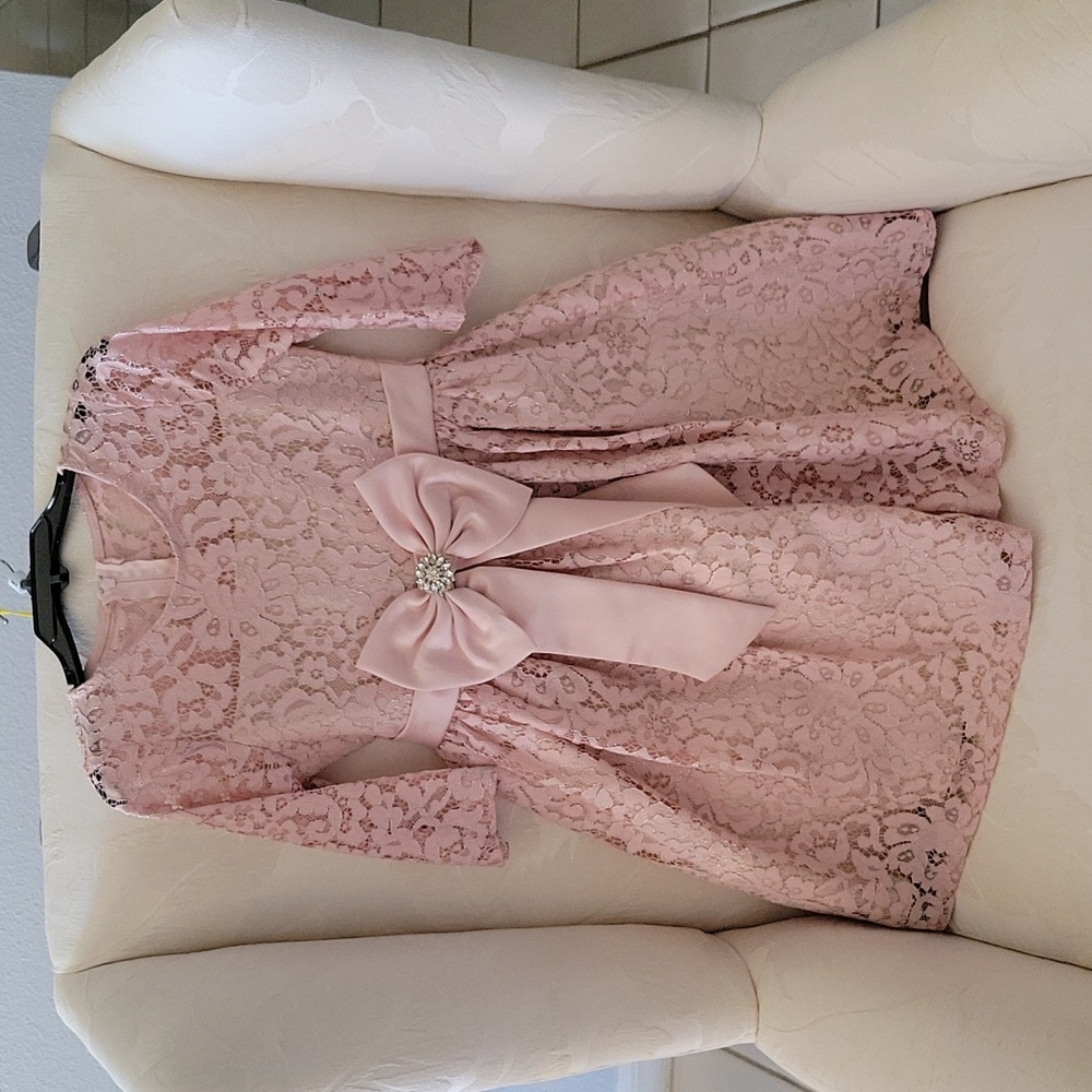 Girls rose lace dress